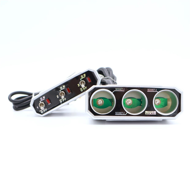 Szivargyújtó aljzat 3-as 12/24V 5A kapcsolható